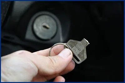 Advantage Locksmith Store Clearwater, FL 727-322-4087 - 13-key-broke